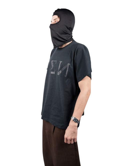 600068-clothing2-20261002-02