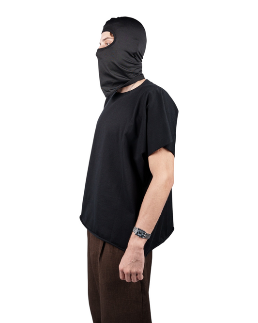 600070-clothing2-20261002-02