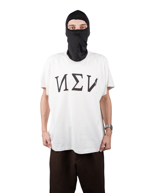 600109-clothing2-20261002-01