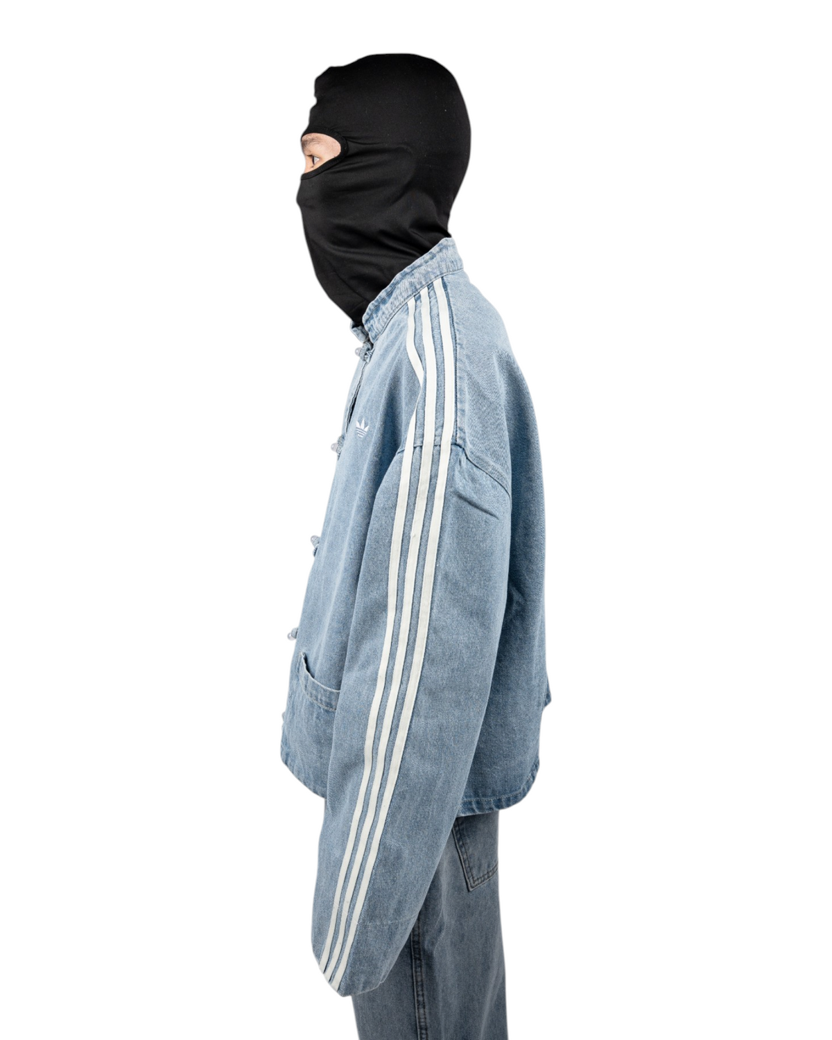 600152-clothing-20261002-03