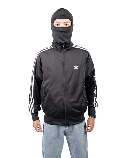 600157-clothing-20261002-01