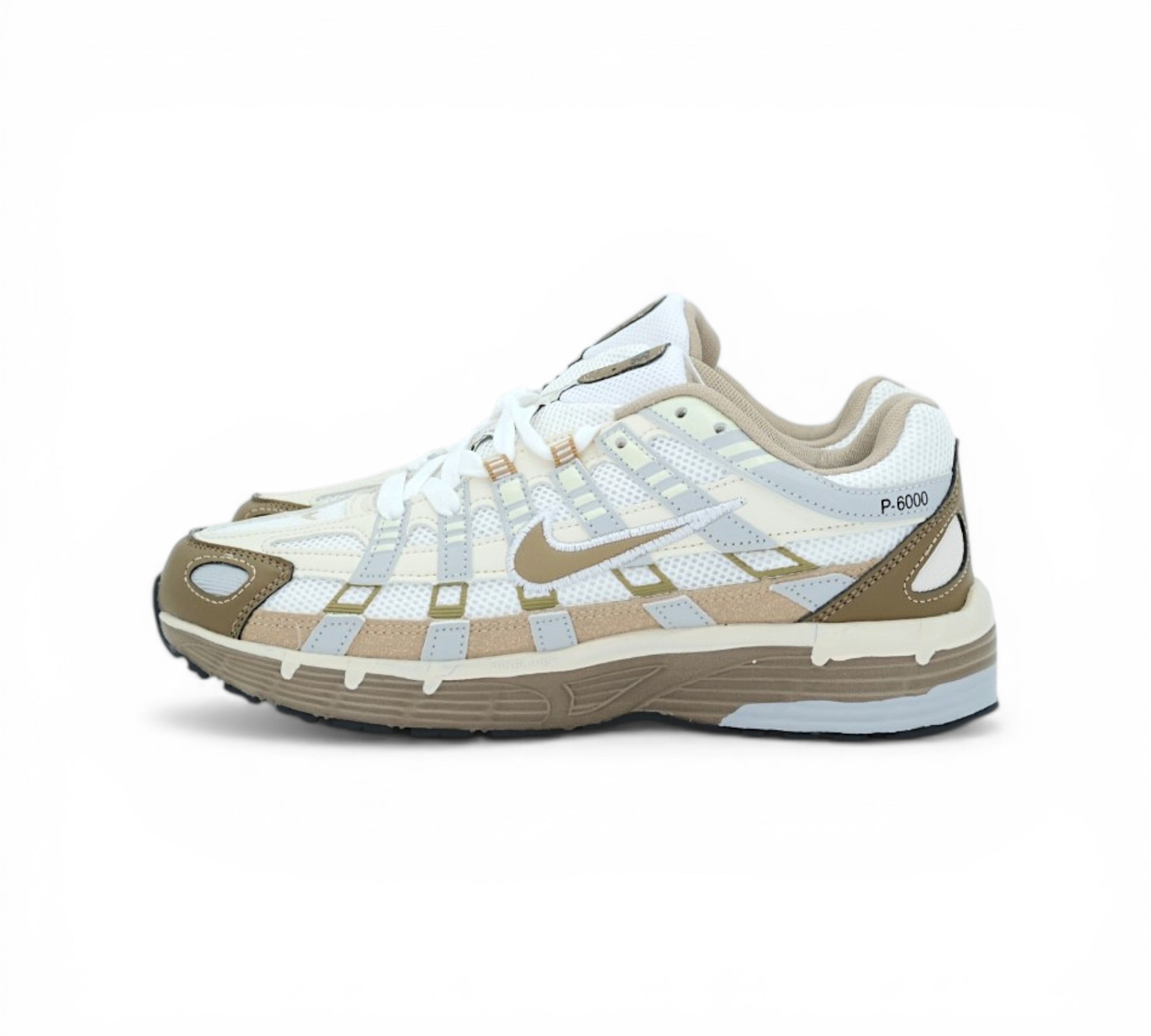 Кроссовки Nike P-6000, бежевые, вид сбоку