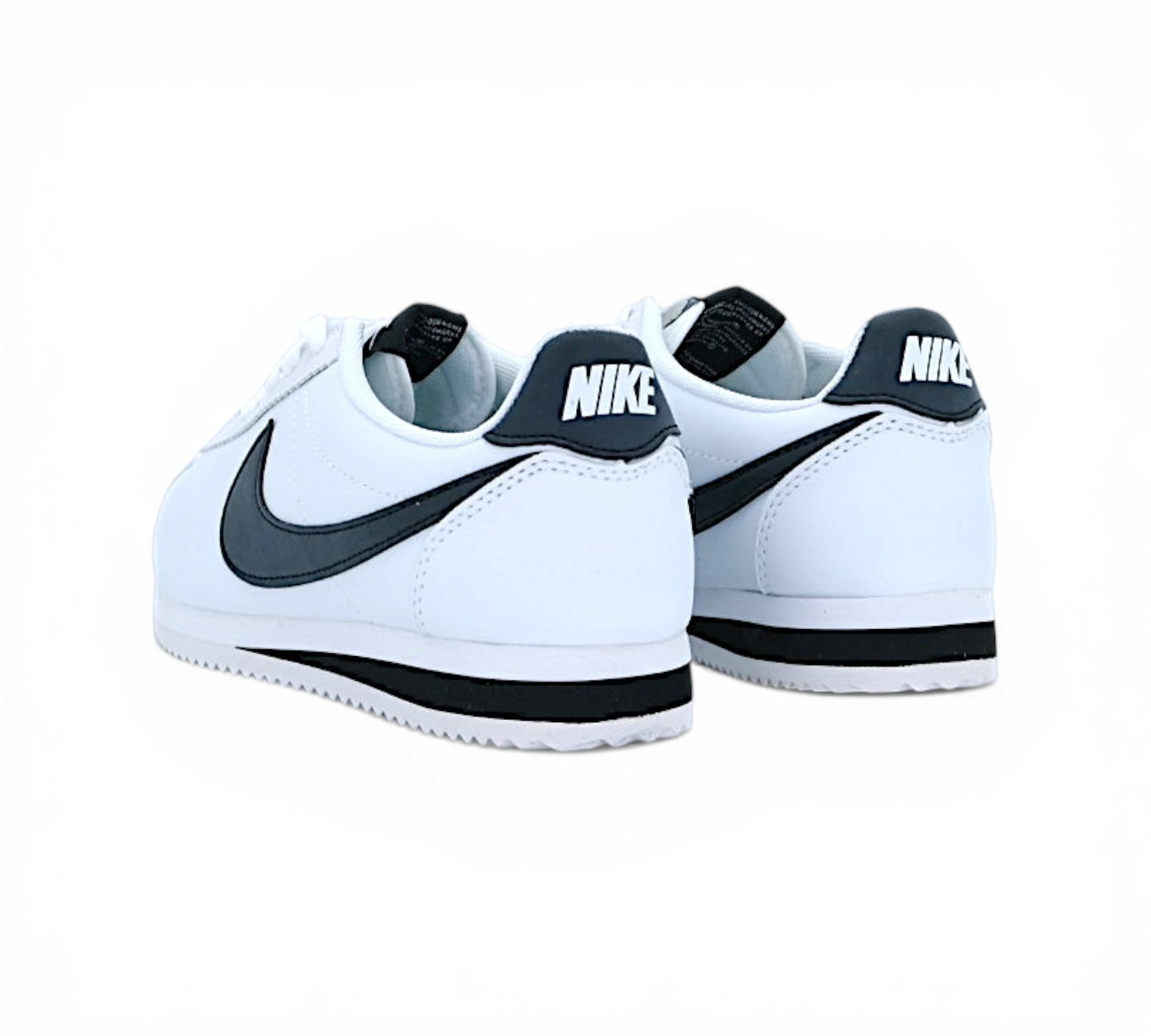 Кроссовки Nike Cortez белые с черным, вид сбоку