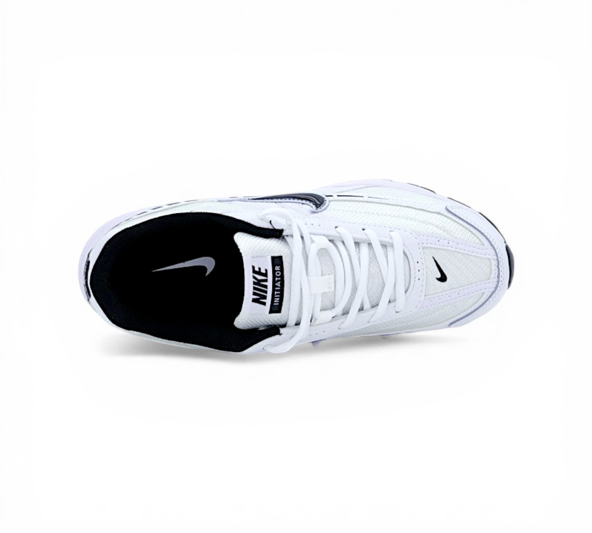 Кроссовки Nike P-7000 белые, вид сбоку