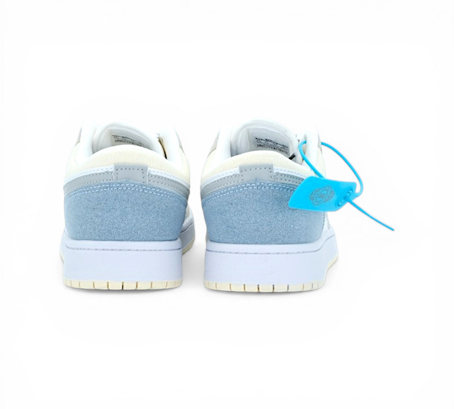 Кроссовки Nike Air Jordan, серо-белые, вид сбоку