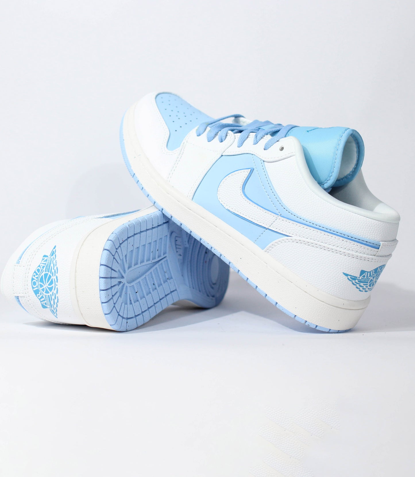 Кроссовки Air Jordan 1 Low Ice Blue - Luxe