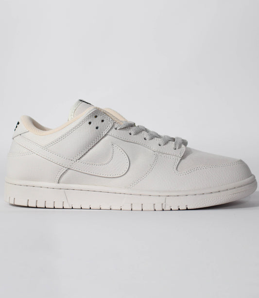 Кроссовки Dunk Low Next Nature White - Premium