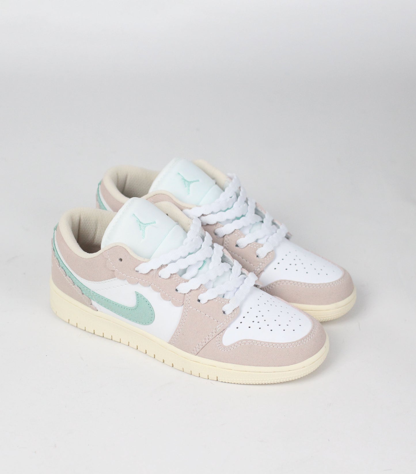 Кроссовки Air Jordan 1 Low GS White Pink Blue - Premium