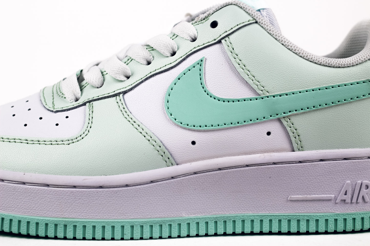 Кроссовки Nike Air Force 1 low '07 mint green foam In