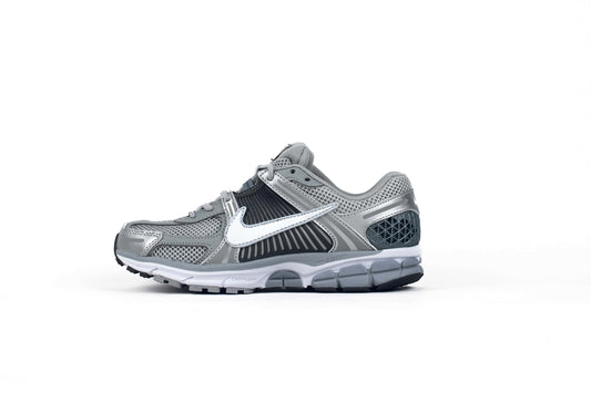 Кроссовки Nike Zoom Vomero 5 SP Cool Grey In