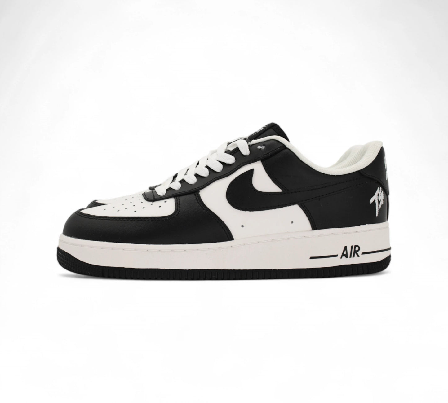 Nike Air Force 1 Classic – Panda Colorway — купить кроссовки Nike в Алматы | GAMEOVERSHOP
