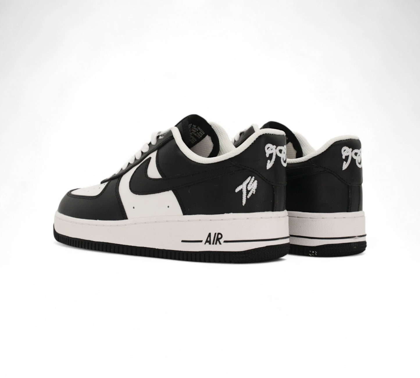 Nike Air Force 1 Classic – Panda Colorway — купить кроссовки Nike в Алматы фото 3 | GAMEOVERSHOP
