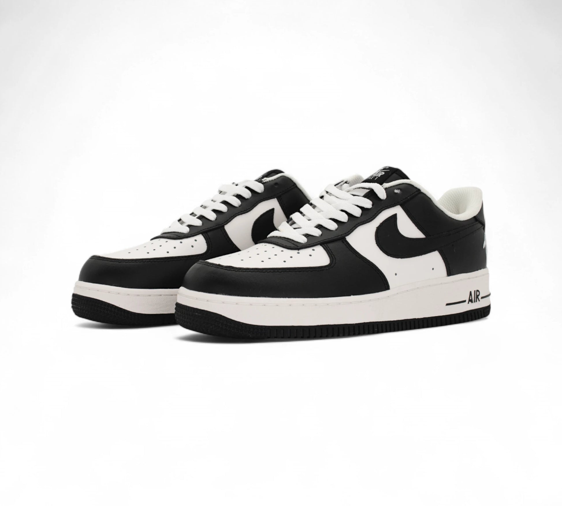 Nike Air Force 1 Classic – Panda Colorway — купить кроссовки Nike в Алматы фото 2 | GAMEOVERSHOP