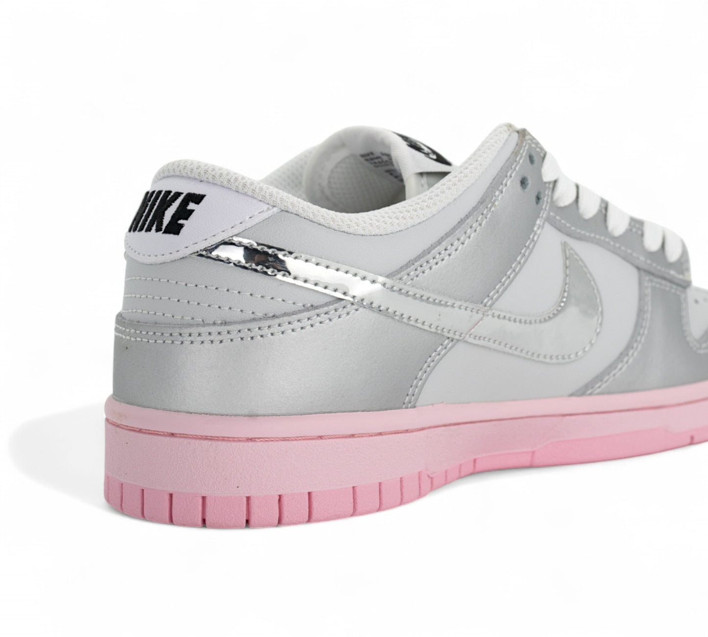 Nike Dunk Low Chrome Blossom Z