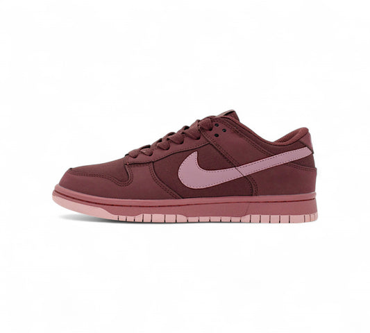 Nike Dunk Low Ruby Rush Z