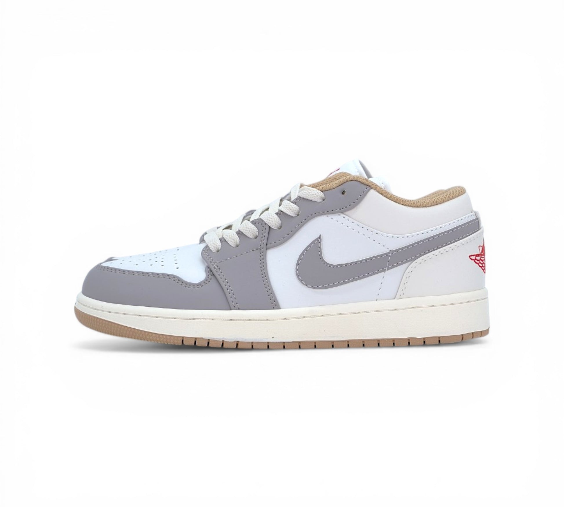 Низкие кроссовки Nike Air Jordan 1 Low, белые с серыми вставками, вид сбоку