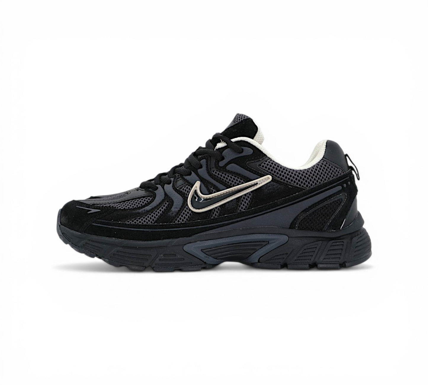 Кроссовки Nike V2K Run, черные, вид сбоку