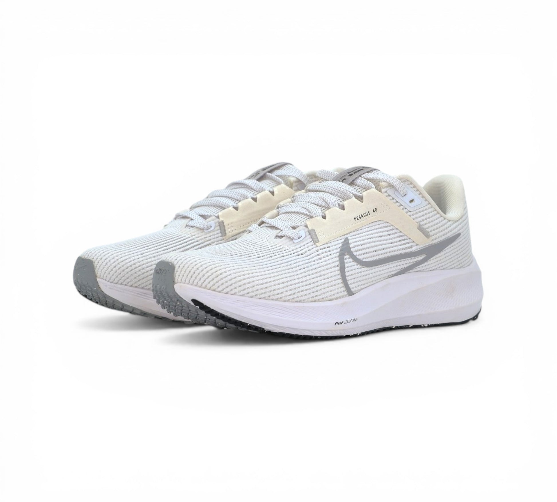 Кроссовки Nike Air Zoom Pegasus 40, белые, вид сбоку