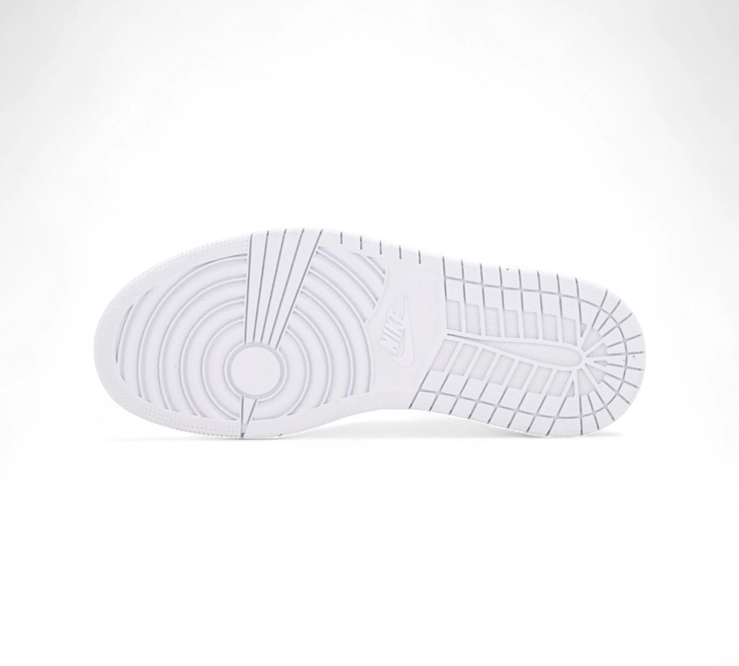 Travis Scott’s White Party F&F Air Jordan 1 Lows Inv