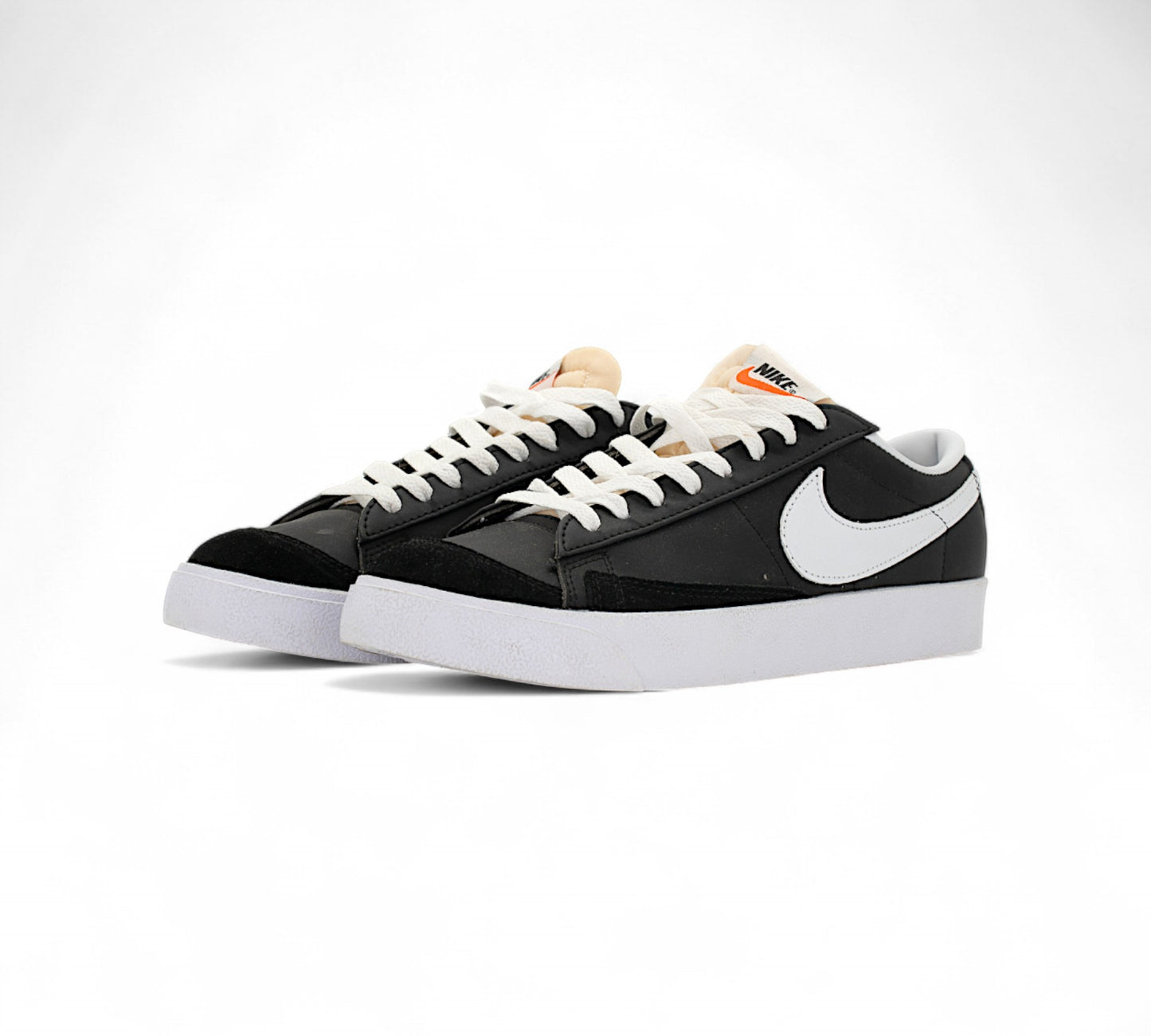 Nike Blazer Low 77 Vintage Black White P