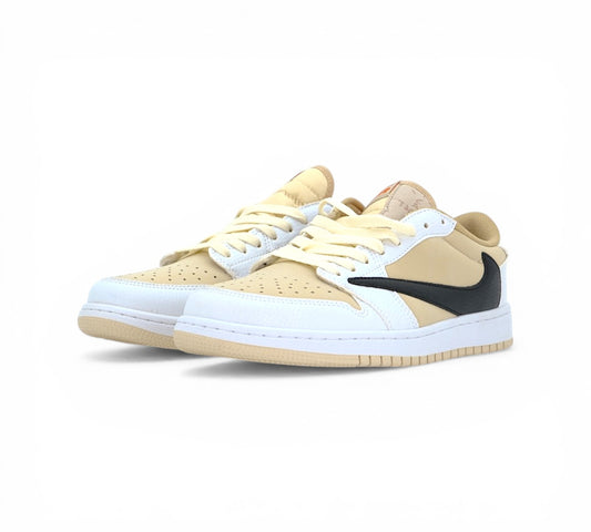 Кроссовки Nike Travis Scott Air Jordan 1 Low Reverse Mocha, бежевые, вид сбоку