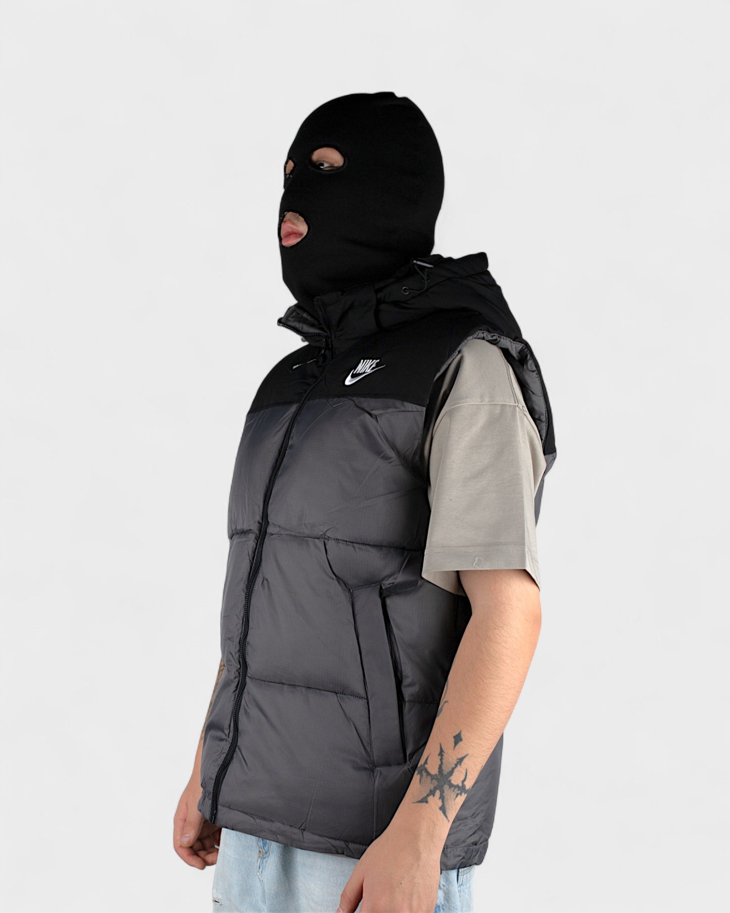 Жилетка Nike 666-8 Grey M