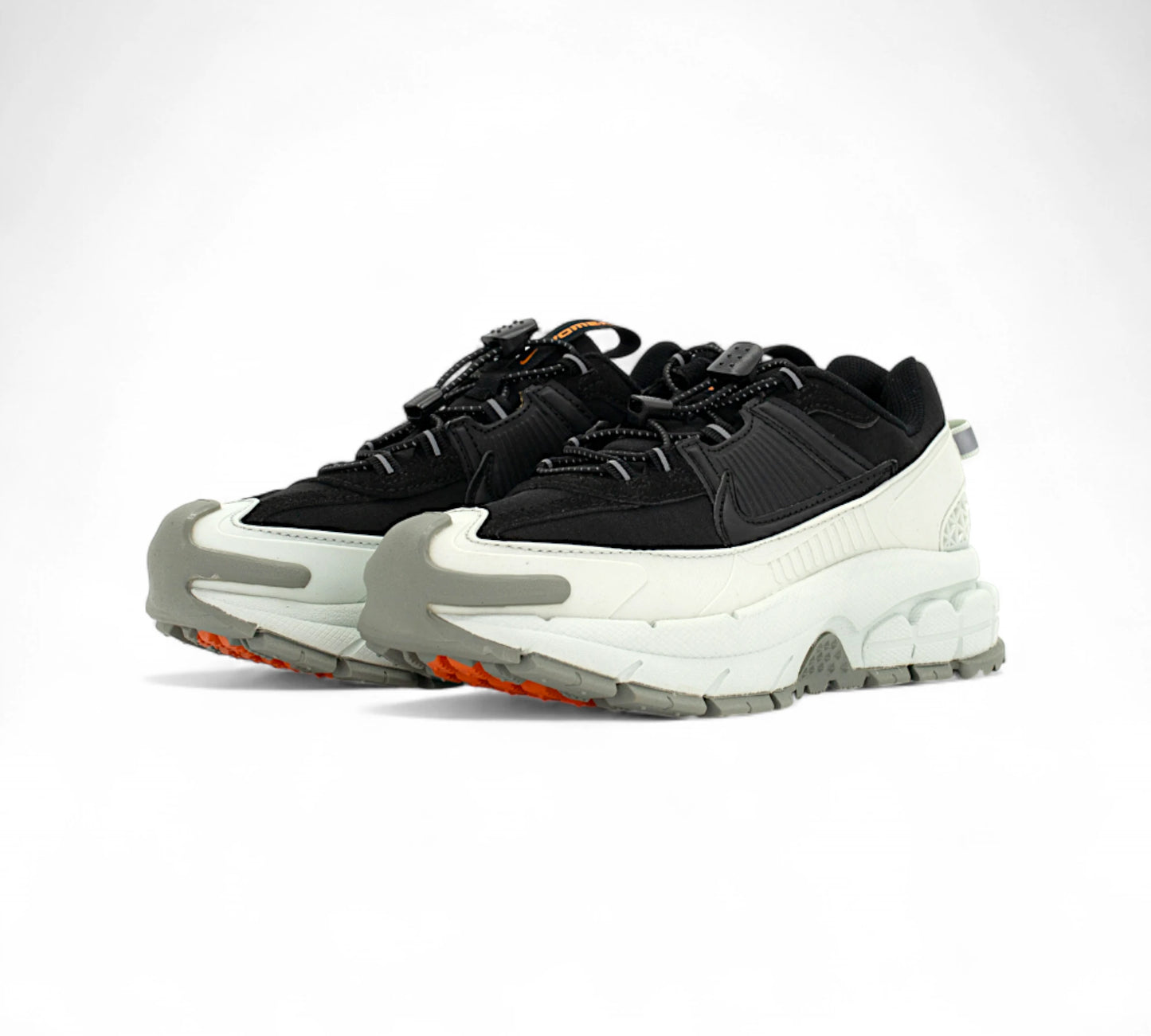 Nike Zoom Vomero Roam - “Street Armor” Z