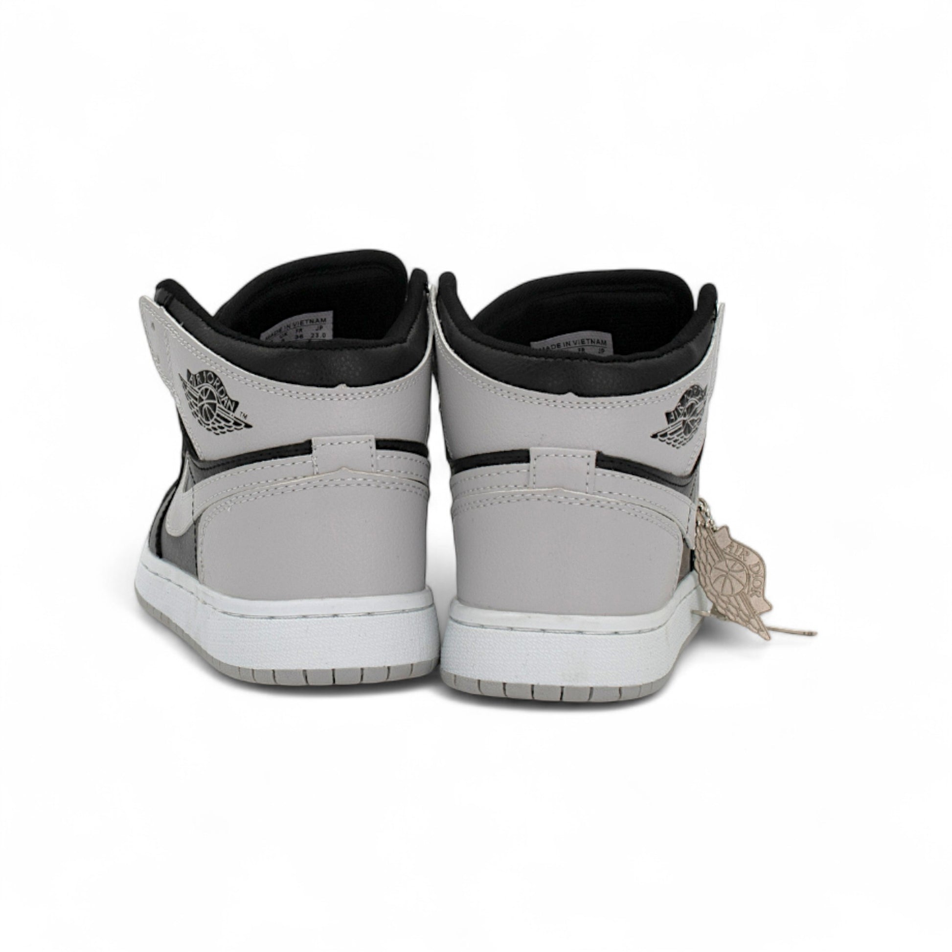 Nike Air Jordan 1 Mid Shadow — купить кроссовки Jordan в Алматы фото 4 | GAMEOVERSHOP