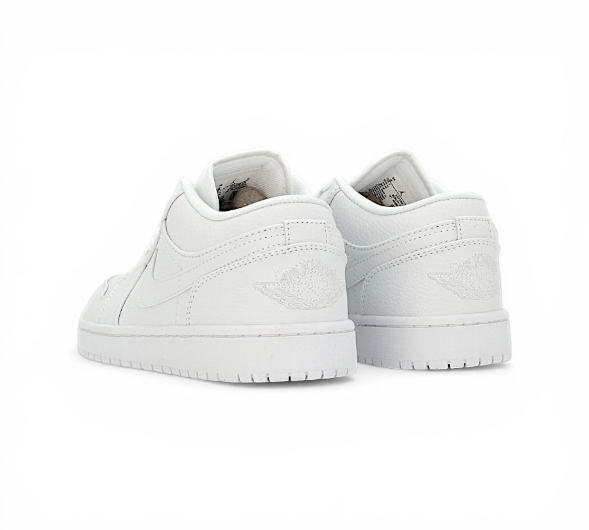 Кроссовки Nike Air Jordan белые, вид сбоку