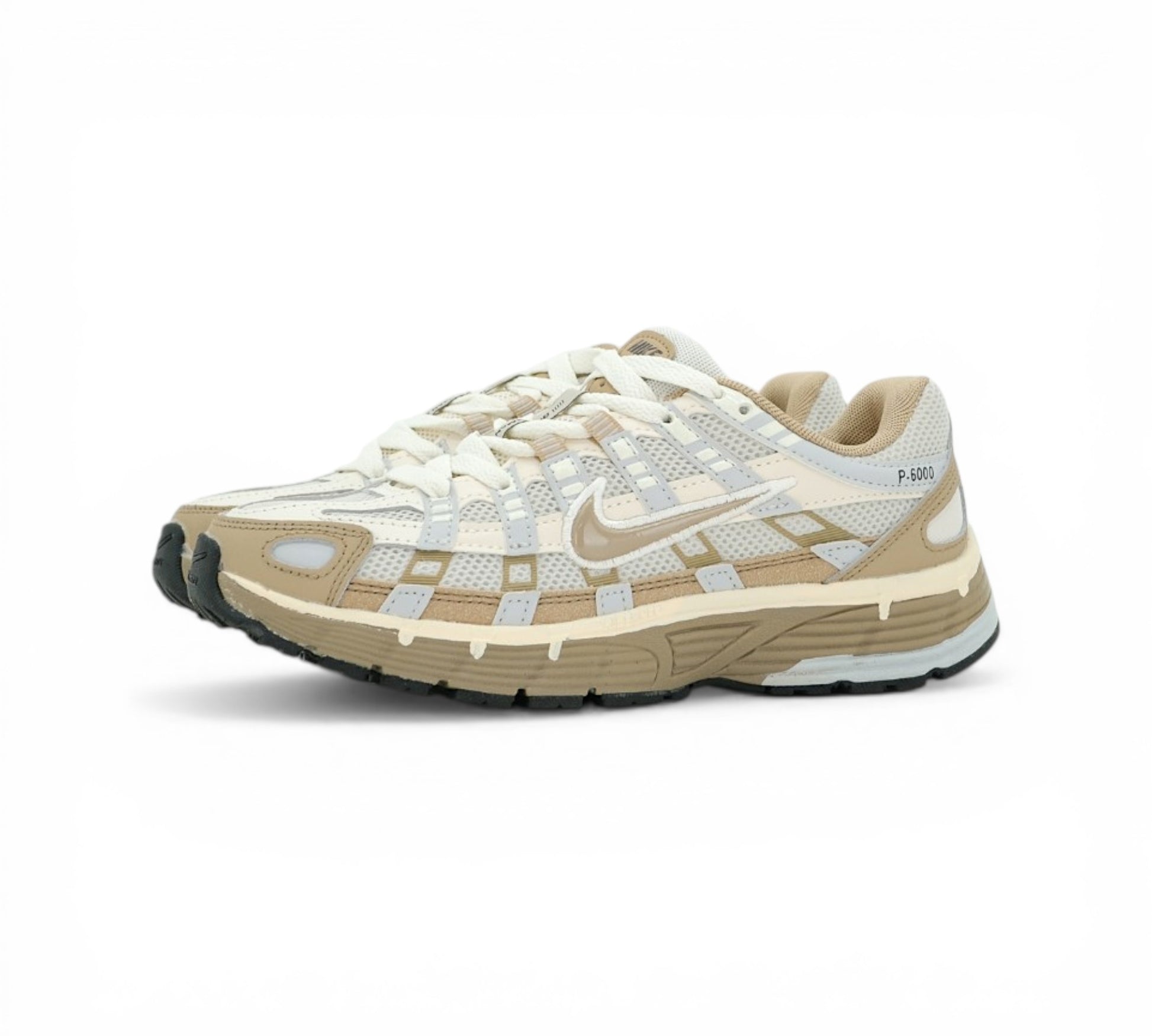 Кроссовки Nike P-6000, бежевые, вид сбоку