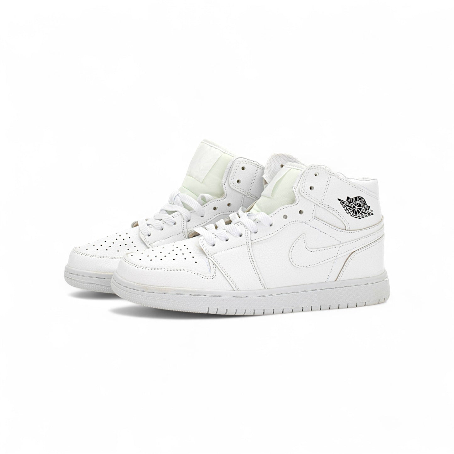 Air Jordan 1 Mid "Triple White" — купить кроссовки Jordan в Алматы фото 2 | GAMEOVERSHOP