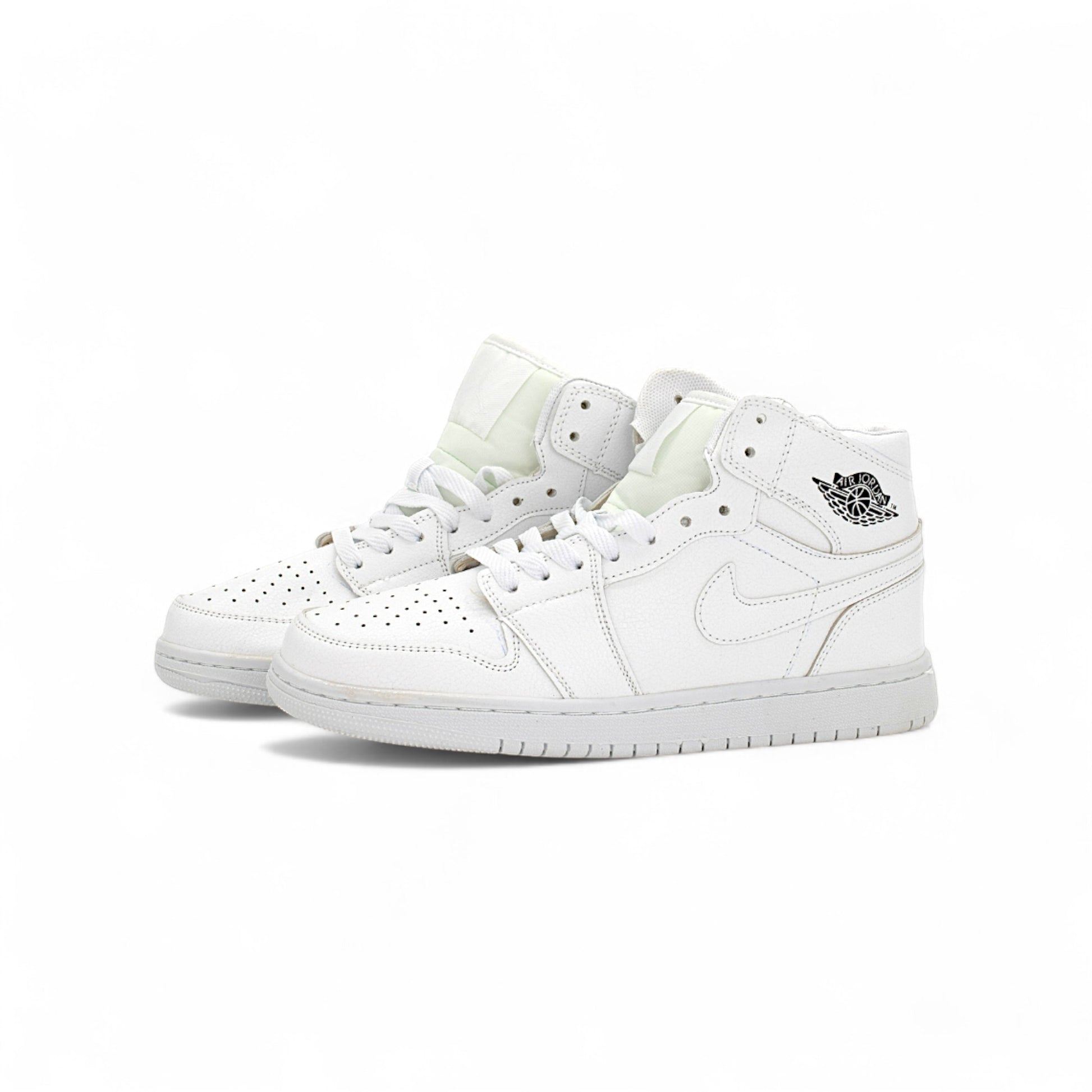 Air Jordan 1 Mid "Triple White" — купить кроссовки Jordan в Алматы фото 2 | GAMEOVERSHOP