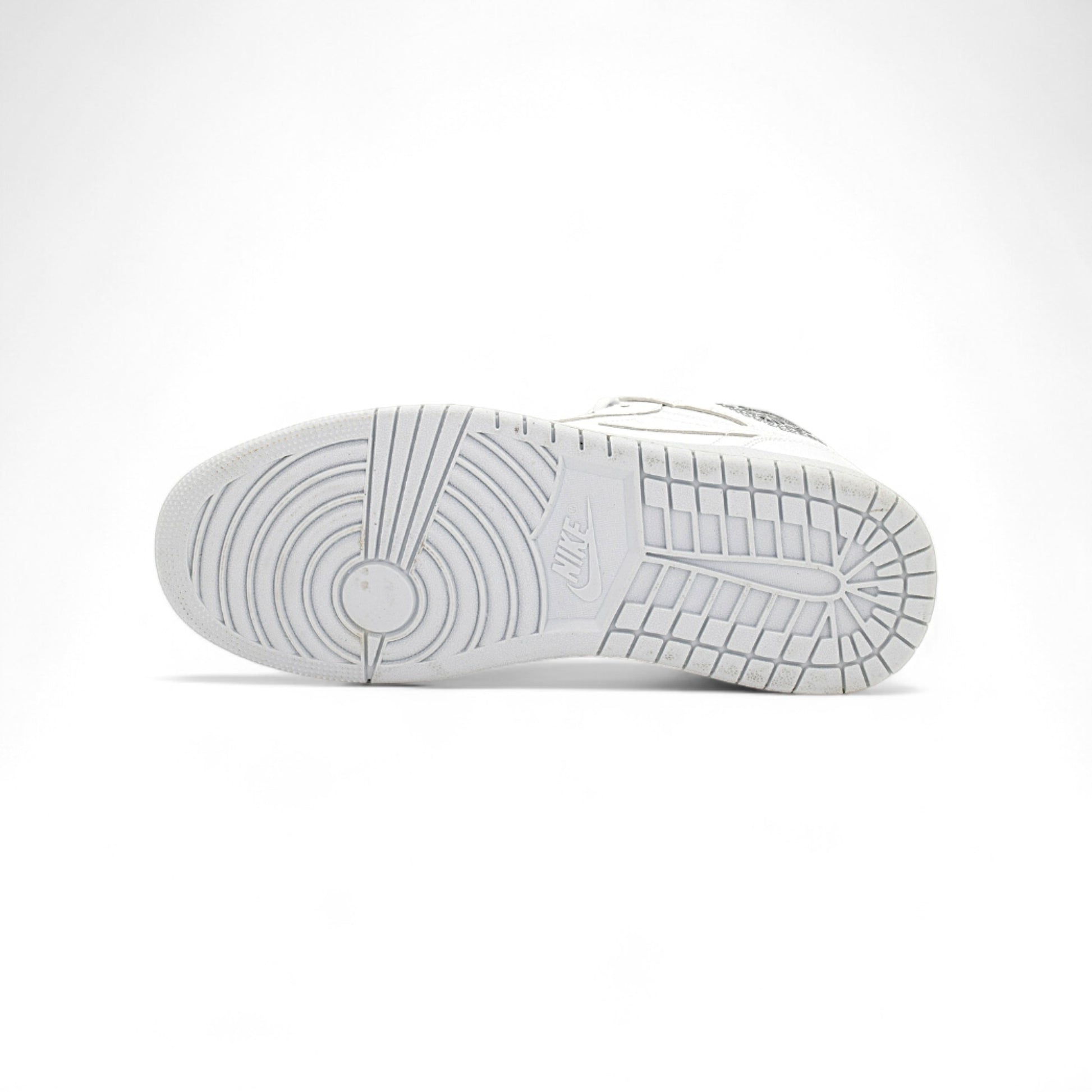 Air Jordan 1 Mid "Triple White" — купить кроссовки Jordan в Алматы фото 6 | GAMEOVERSHOP