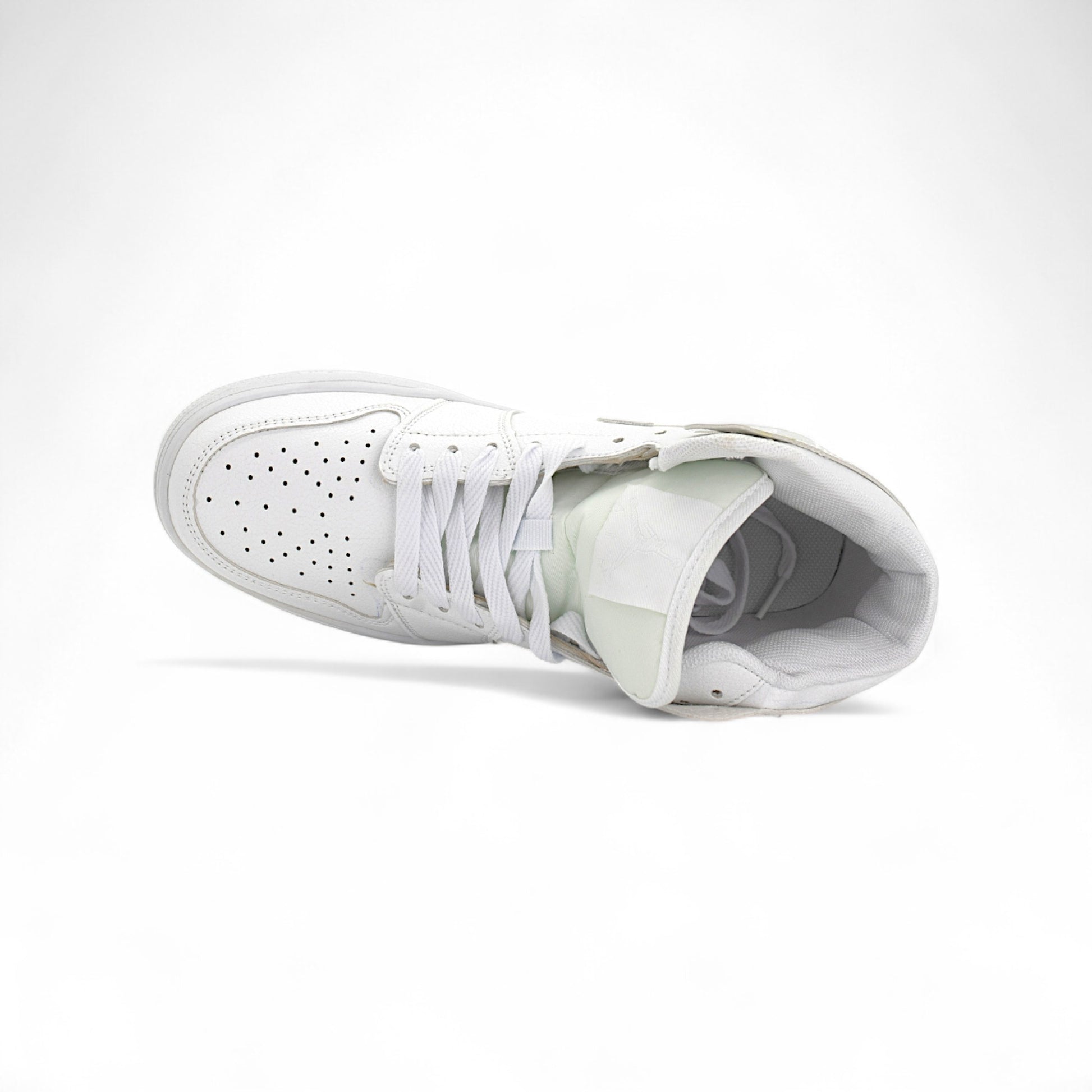 Air Jordan 1 Mid "Triple White" — купить кроссовки Jordan в Алматы фото 10 | GAMEOVERSHOP