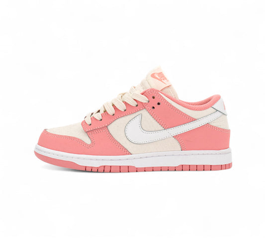 Nike SB Dunk Low "Red Stardust" K