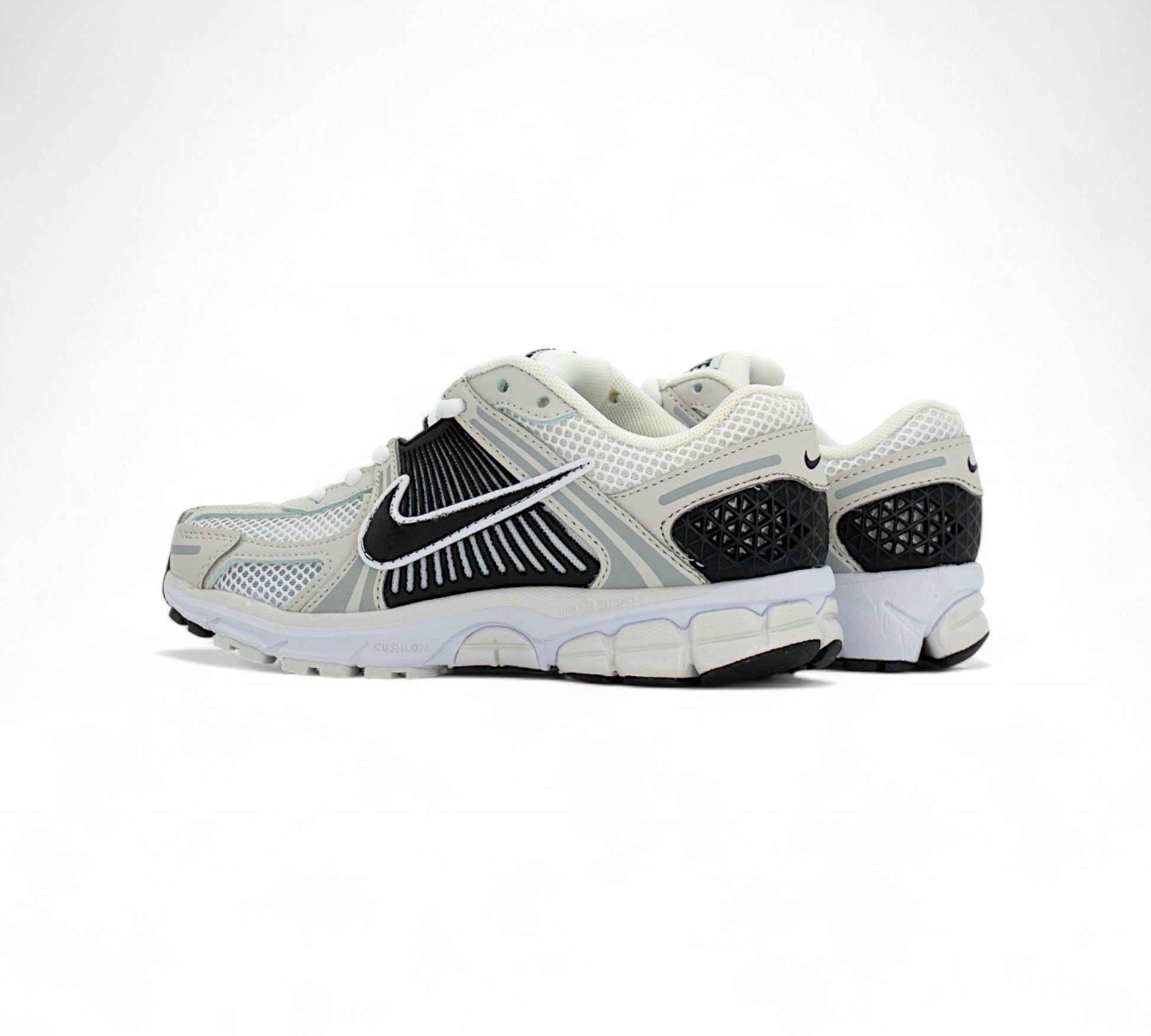 Nike Zoom Vomero 5 SP White Black — купить кроссовки Nike в Алматы фото 3 | GAMEOVERSHOP