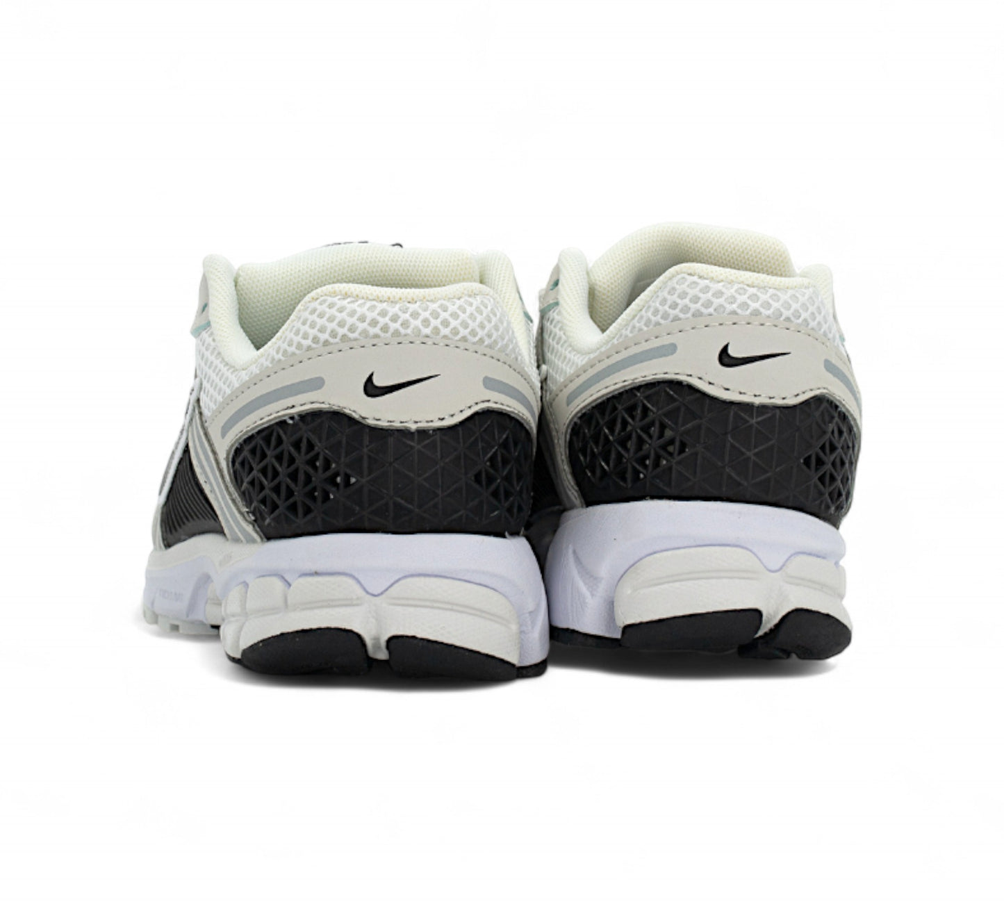 Nike Zoom Vomero 5 SP White Black — купить кроссовки Nike в Алматы фото 4 | GAMEOVERSHOP