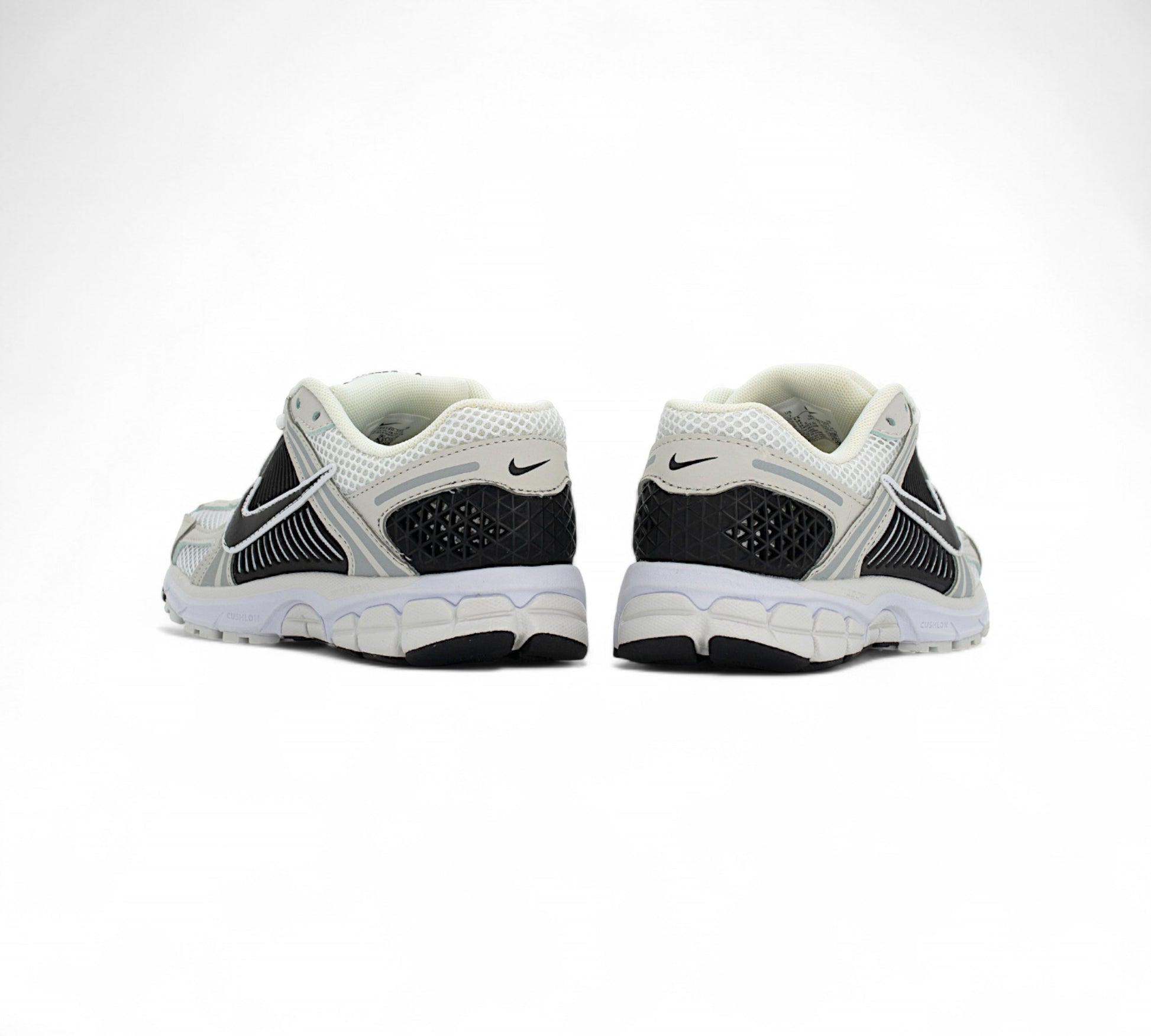 Nike Zoom Vomero 5 SP White Black — купить кроссовки Nike в Алматы фото 5 | GAMEOVERSHOP