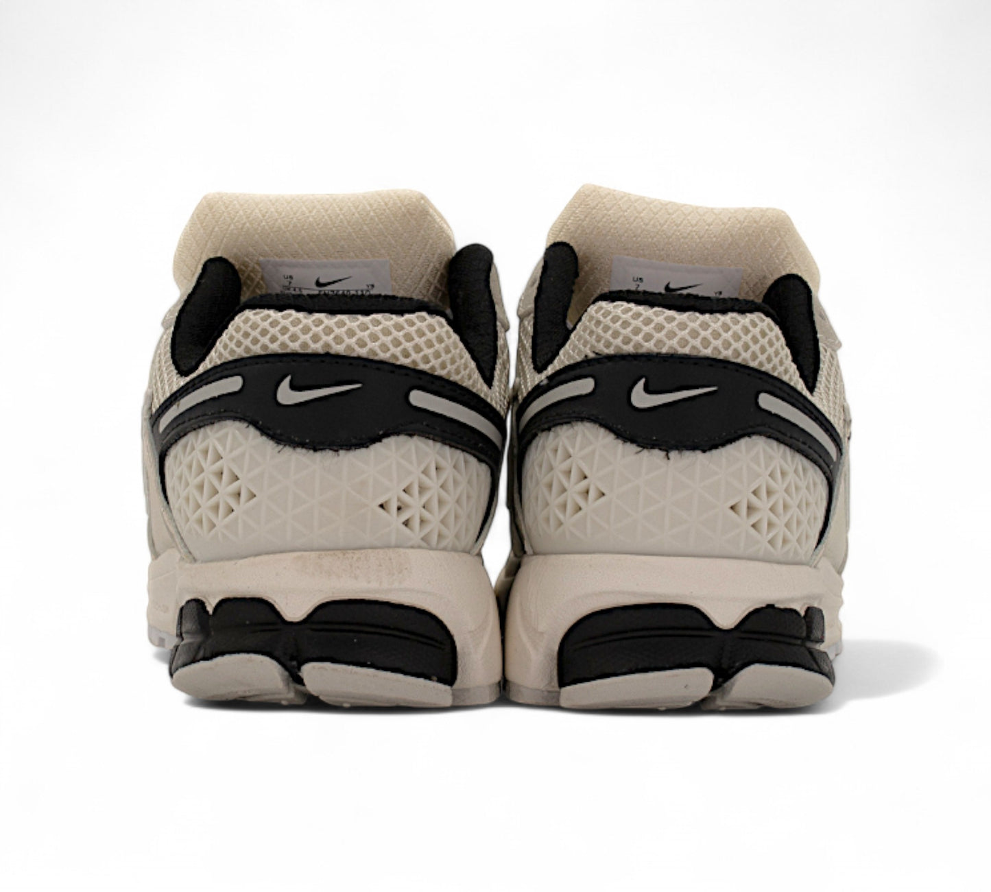 Zoom Vomero 5 White Black In