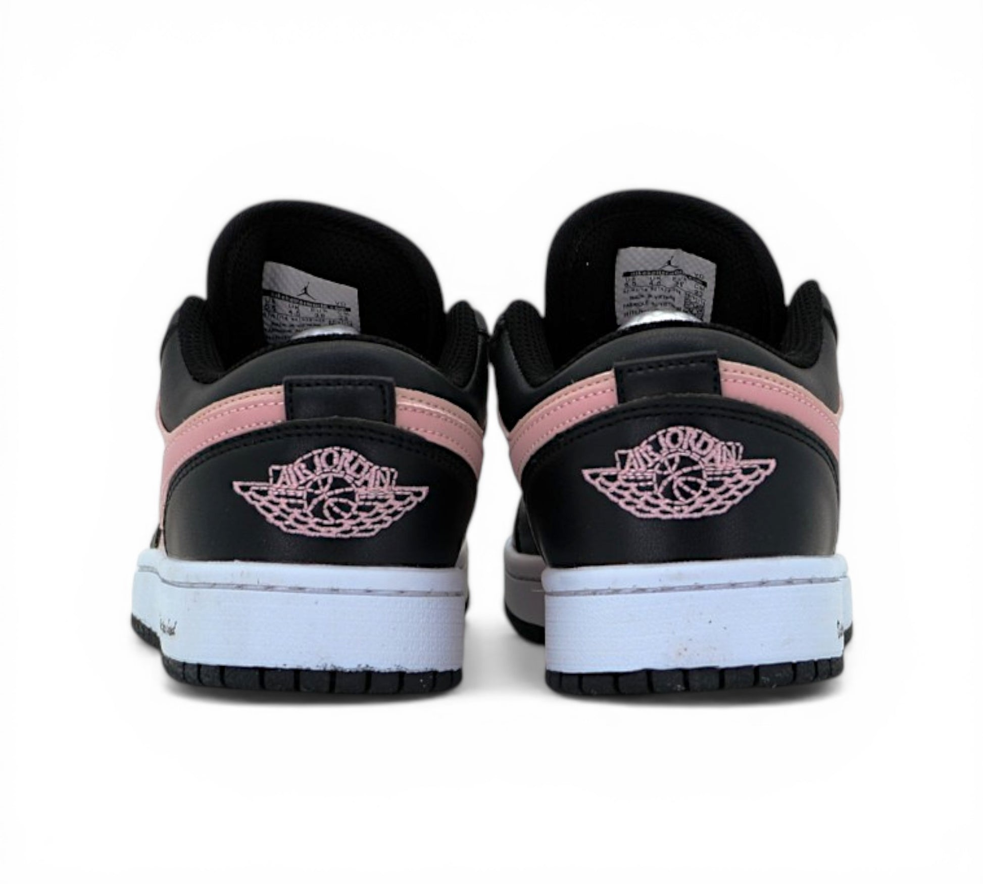 Кроссовки Jordan 1 Low, розовые с чёрным, вид сбоку