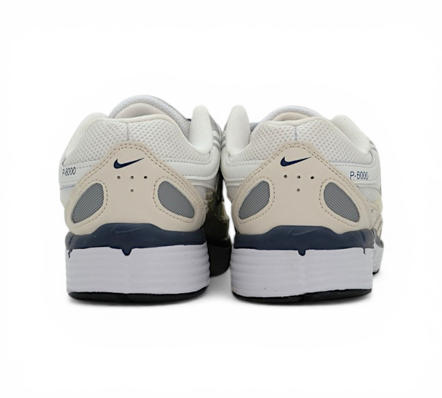 Кроссовки Nike P-6000, бежевые с темно-синим, вид сбоку