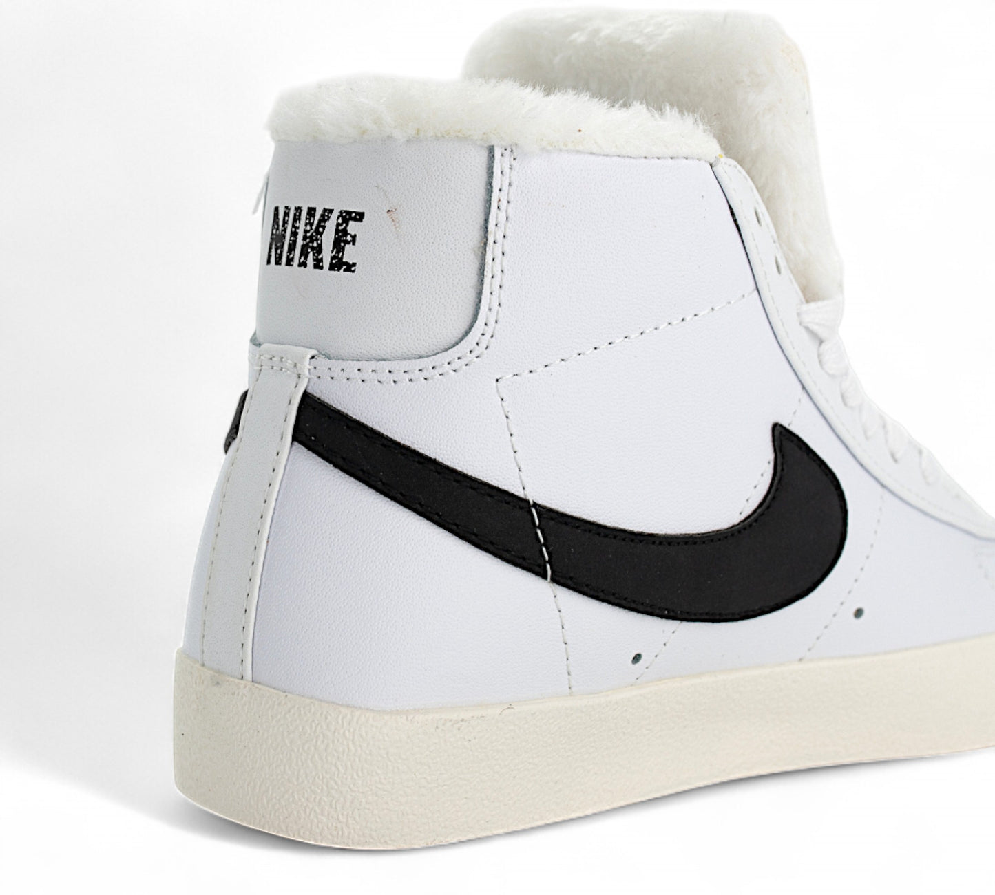 Nike Blazer Mid 77 Vintage White Black Fur K