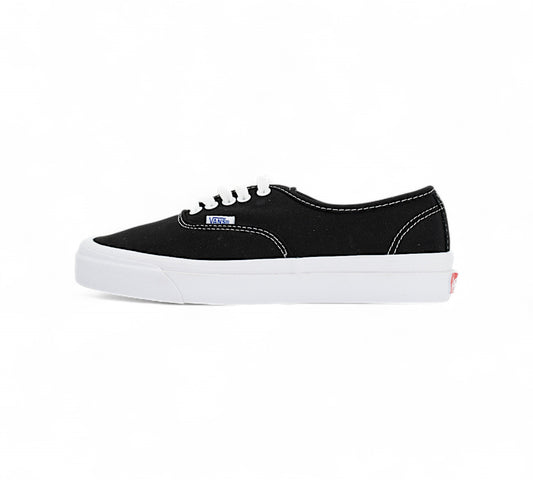 Vans Vault Authentic Black White In