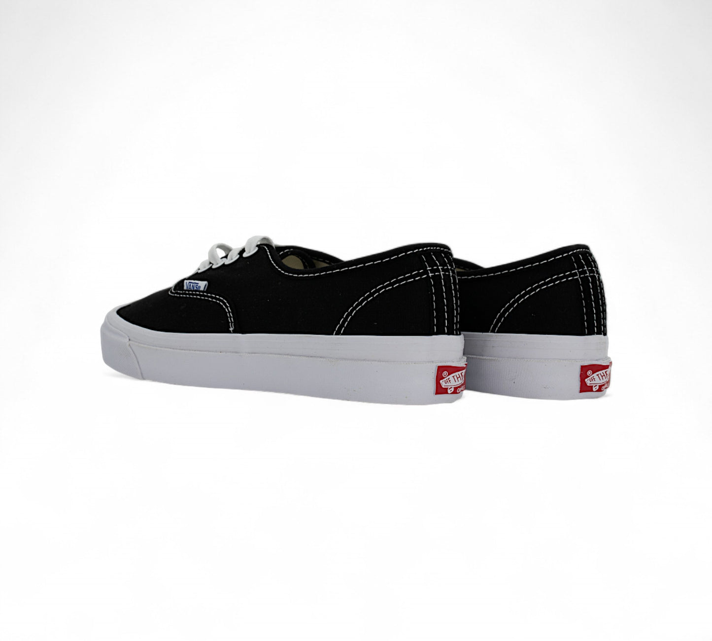 Vans Vault Authentic Black White In