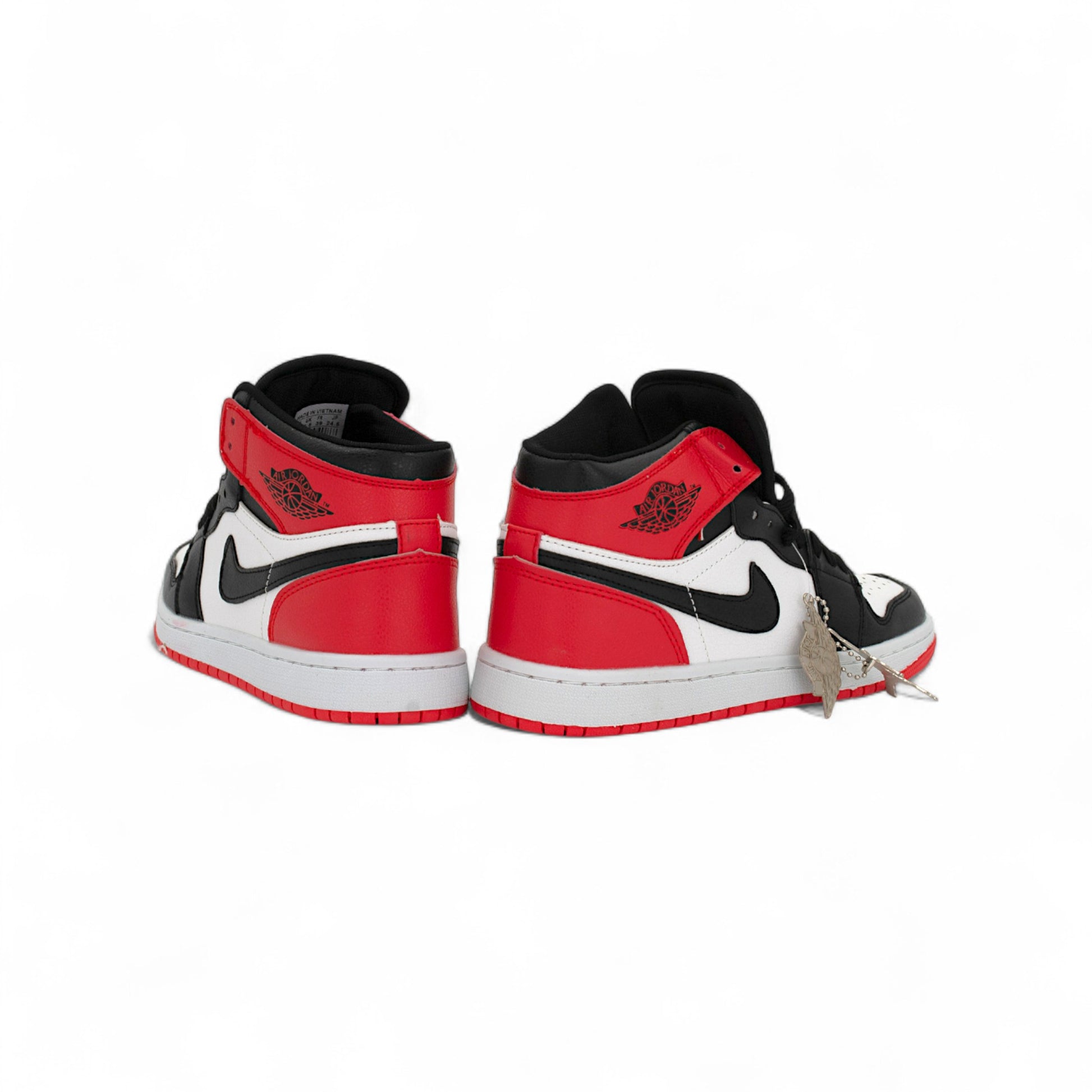 Air Jordan 1 Mid "Black/White/Red" — купить кроссовки Jordan в Алматы фото 5 | GAMEOVERSHOP