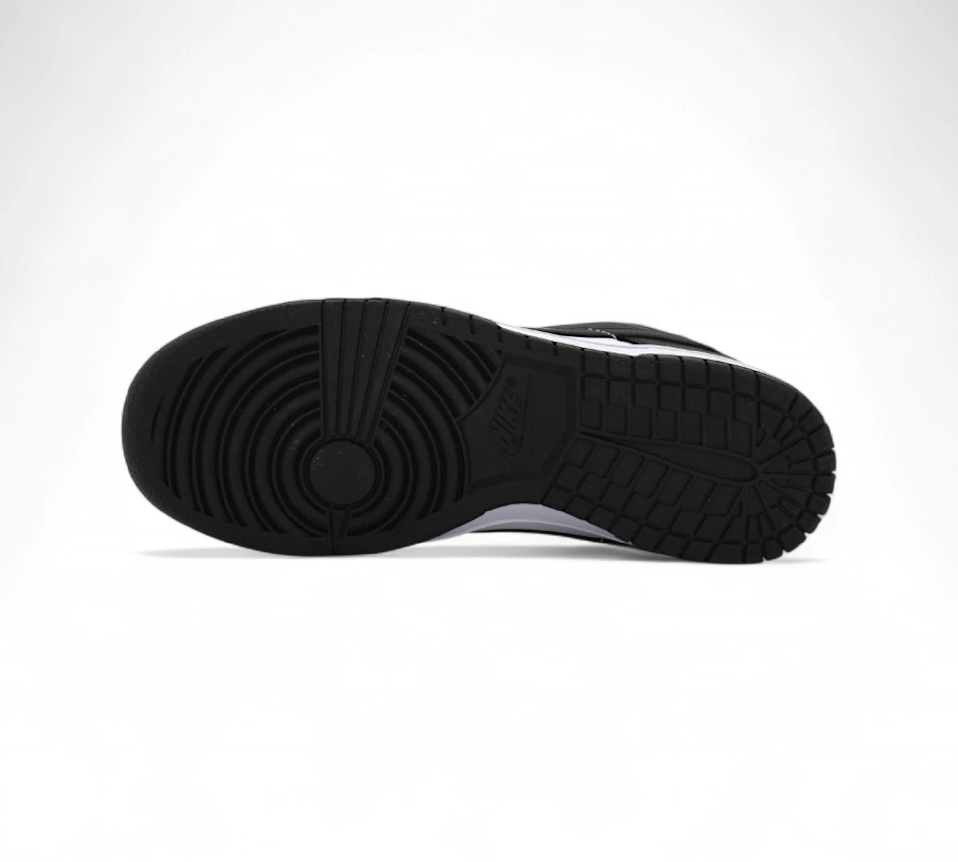 Dunk low panda — купить кроссовки Nike в Алматы фото 4 | GAMEOVERSHOP