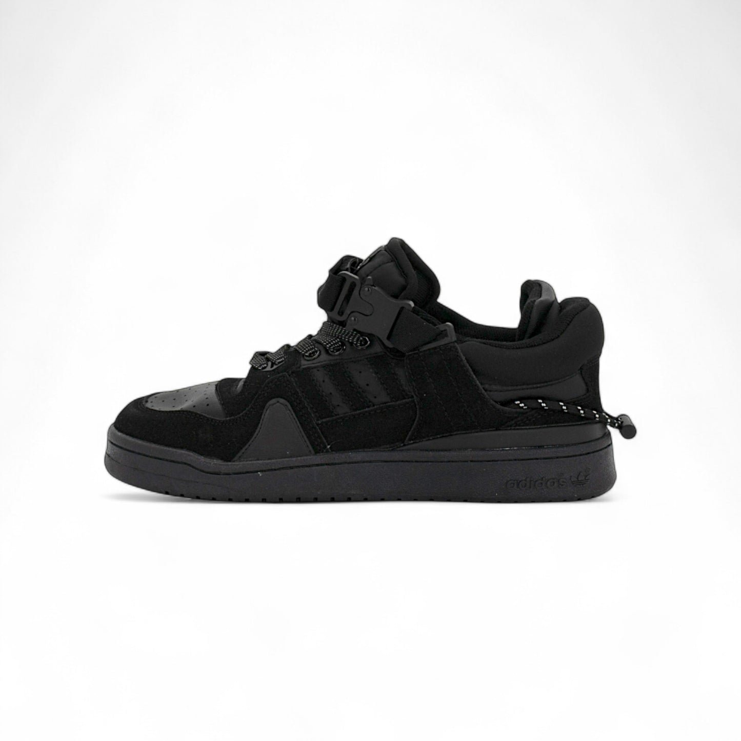 Adidas Forum Low "Triple Black" — купить кроссовки Adidas в Алматы | GAMEOVERSHOP