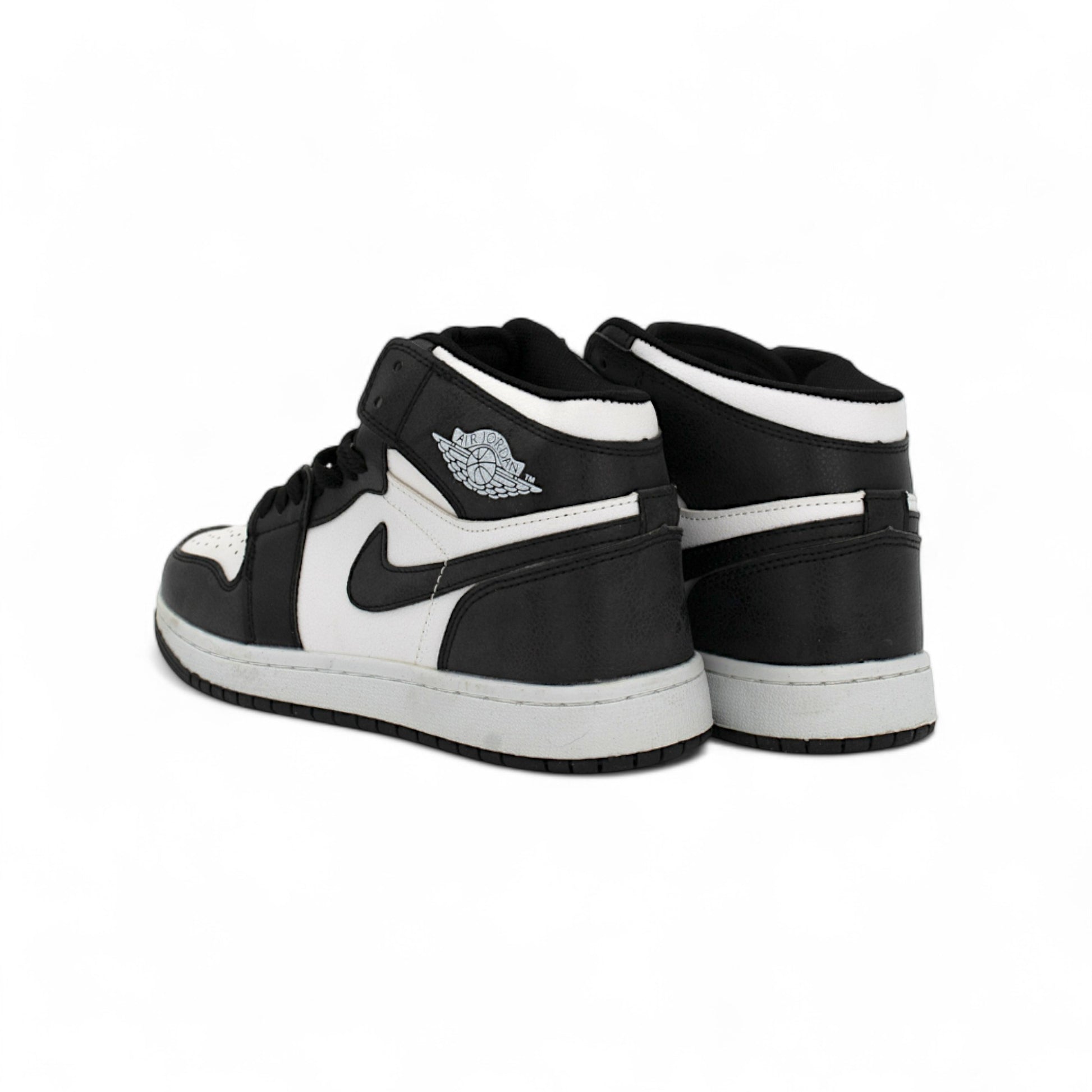 Air Jordan 1 Mid "Panda" — купить кроссовки Nike в Алматы фото 3 | GAMEOVERSHOP