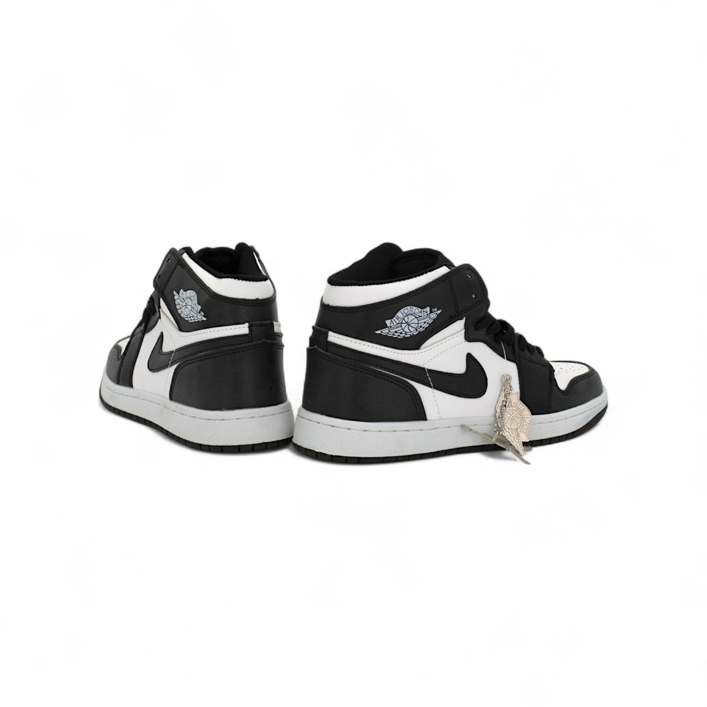 Air Jordan 1 Mid "Panda" — купить кроссовки Nike в Алматы фото 5 | GAMEOVERSHOP