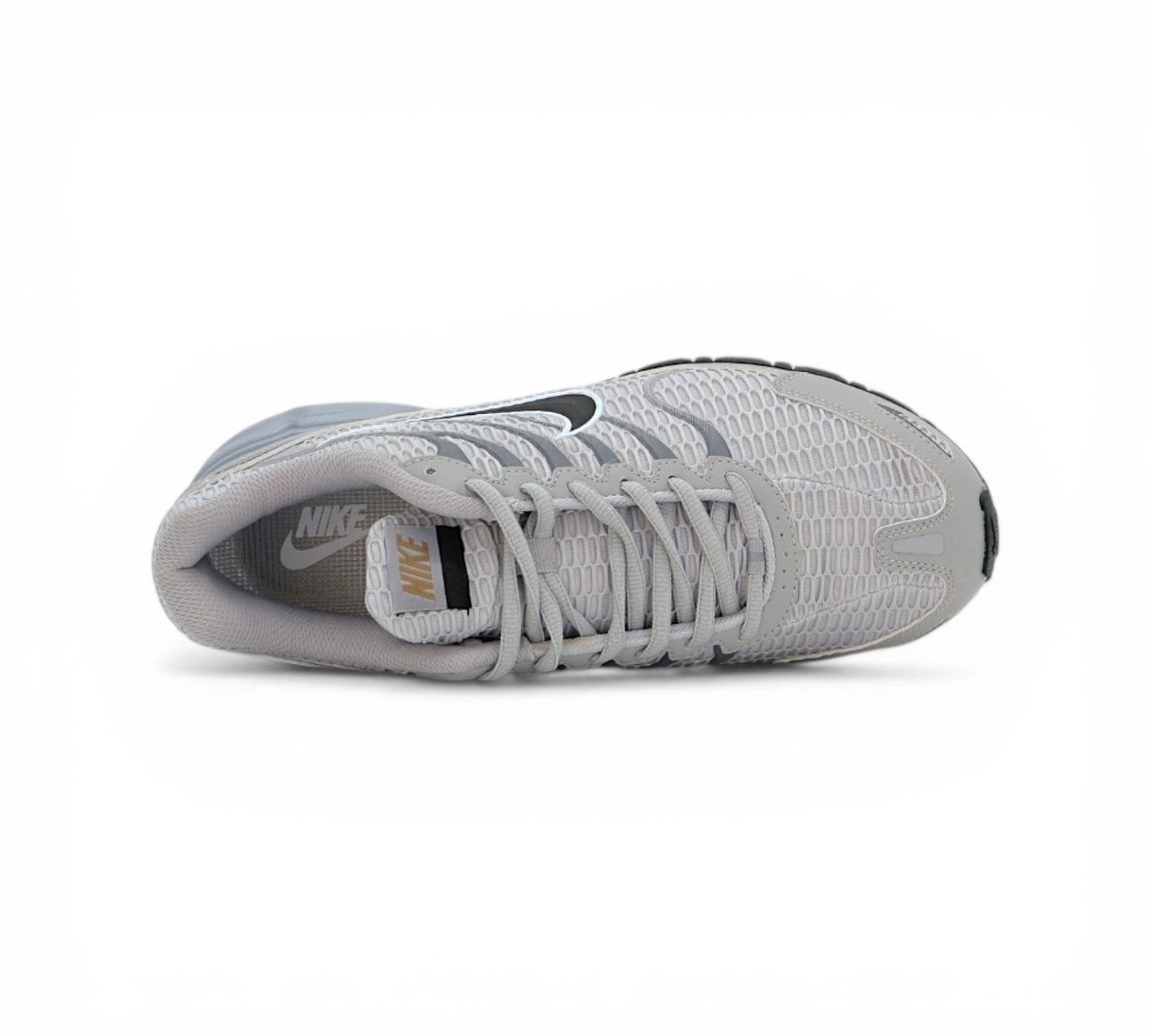 Кроссовки Nike Air Max Torch 4, серебристые, вид сбоку
